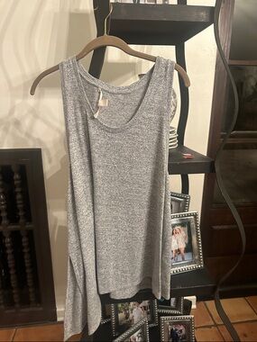 41 Hawthorn Heather Gray Sleeveless Knit Tank